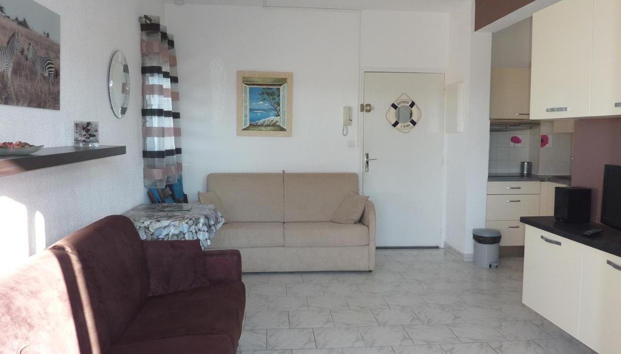 Studio Residence Bona, Vue Hippodrome Et Mer, Clim Hyères Zewnętrze zdjęcie